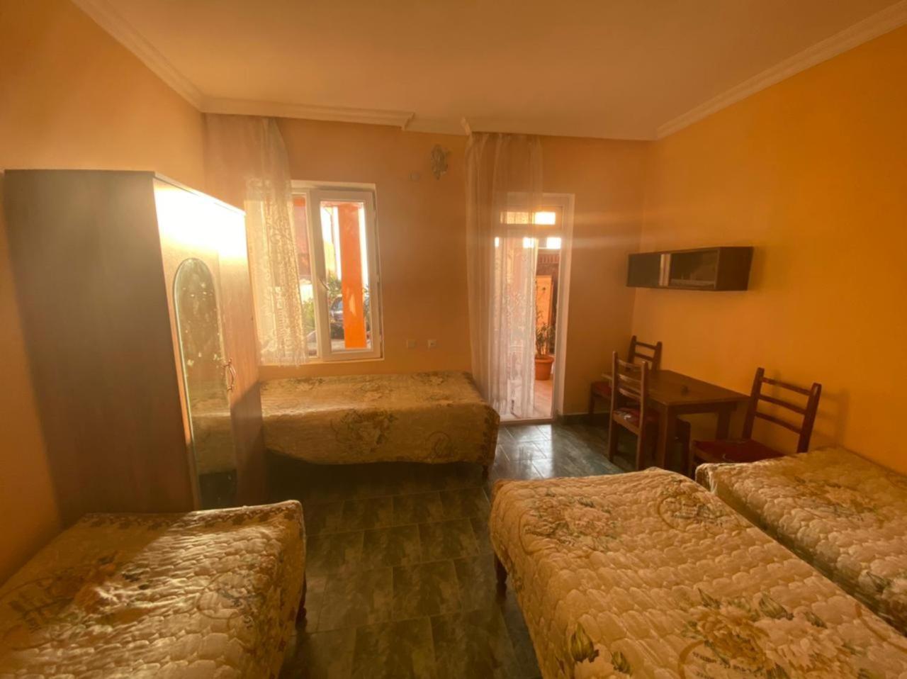 Guest House Orange Kobuleti Exteriér fotografie